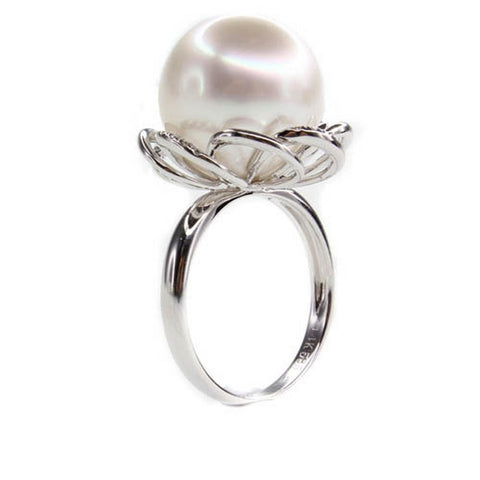 Modern Pearl Ring